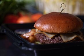 Sheraton Vancouver Guildford Hotel