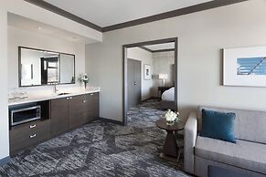 Sheraton Vancouver Guildford Hotel