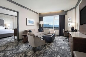 Sheraton Vancouver Guildford Hotel