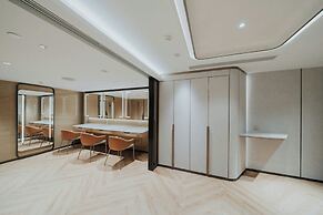 Sheraton Hong Kong Hotel & Towers