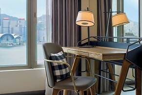 Sheraton Hong Kong Hotel & Towers