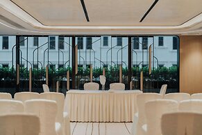 Sheraton Hong Kong Hotel & Towers