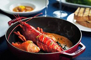 Sheraton Hong Kong Hotel & Towers