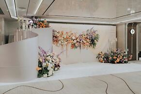 Sheraton Hong Kong Hotel & Towers