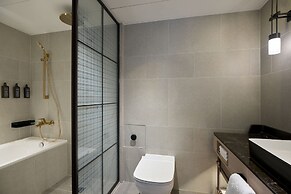 Sheraton Hong Kong Hotel & Towers