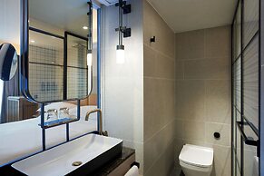 Sheraton Hong Kong Hotel & Towers