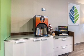 WoodSpring Suites Brunswick