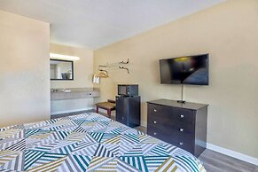 Motel 6 Effingham, IL