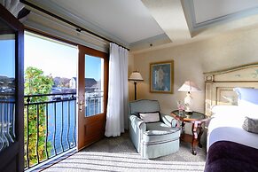 Delamar Greenwich Harbor