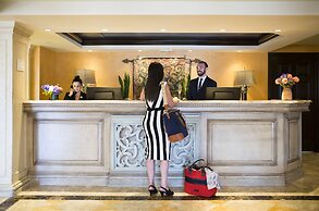 Delamar Greenwich Harbor