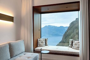 Bürgenstock Hotel & Alpine Spa