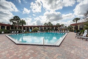 Maingate Lakeside Resort