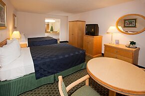 Maingate Lakeside Resort