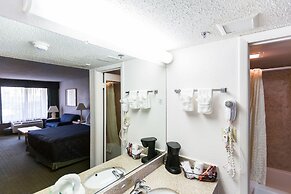 Maingate Lakeside Resort