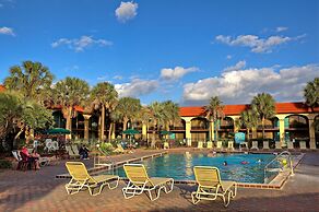 Maingate Lakeside Resort