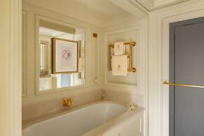 Ritz Paris