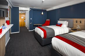 Holiday Inn Express Portsmouth - North by IHG