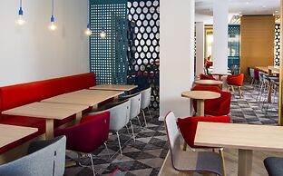 Holiday Inn Express Portsmouth - North by IHG