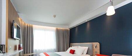 Holiday Inn Express Portsmouth - North by IHG