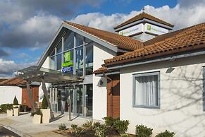 Holiday Inn Express Portsmouth - North by IHG