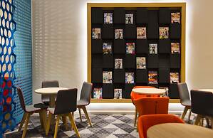 Holiday Inn Express Portsmouth - North by IHG