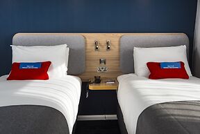 Holiday Inn Express Portsmouth - North by IHG
