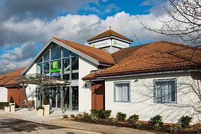 Holiday Inn Express Portsmouth - North by IHG