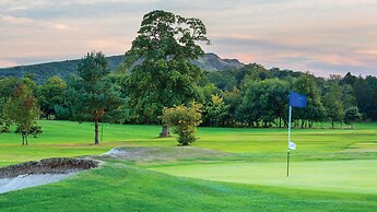 Dalmahoy Hotel & Country Club