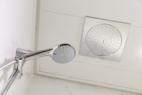 Gloucester Luk Kwok Hong Kong