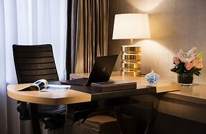 Gloucester Luk Kwok Hong Kong