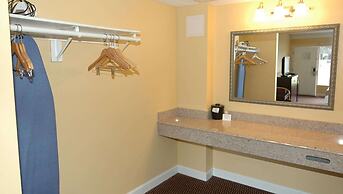 Ambassadors Inn & Suites