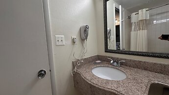 Ambassadors Inn & Suites