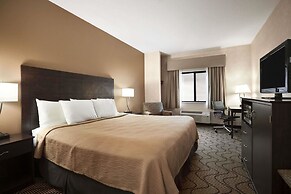 Days Inn by Wyndham Grand Forks Columbia Mall