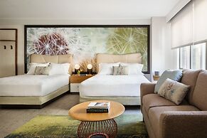 The Gardens Sonesta ES Suites New York