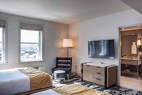 The Yorktowne Hotel, Tapestry Collection by Hilton