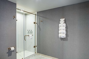 The Yorktowne Hotel, Tapestry Collection by Hilton