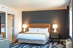 The Yorktowne Hotel, Tapestry Collection by Hilton