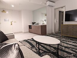 The Yorktowne Hotel, Tapestry Collection by Hilton