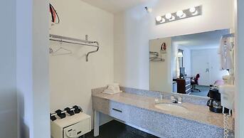 Magnuson Hotel Bradenton