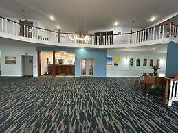 Days Inn and Suites by Wyndham Sikeston
