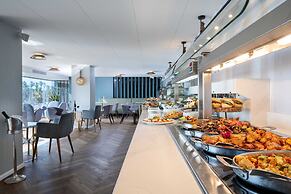 Crowne Plaza Tel Aviv Beach by IHG