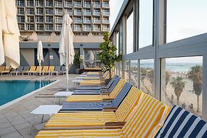 Crowne Plaza Tel Aviv Beach by IHG