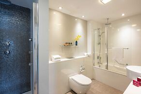 Crowne Plaza Tel Aviv Beach by IHG