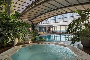 Crowne Plaza Tel Aviv Beach by IHG
