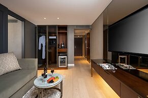 Crowne Plaza Tel Aviv Beach by IHG
