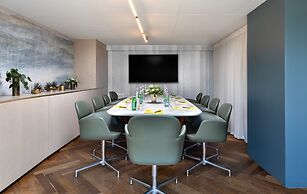 Crowne Plaza Tel Aviv Beach by IHG