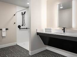 Holiday Inn Express St Louis - Central West End by IHG