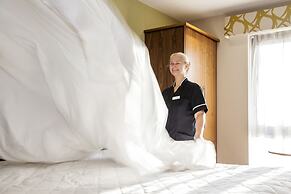 Best Western Plus Pinewood Manchester Airport-Wilmslow Hotel