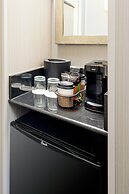 Courtyard by Marriott Hamilton