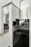 Courtyard by Marriott Hamilton